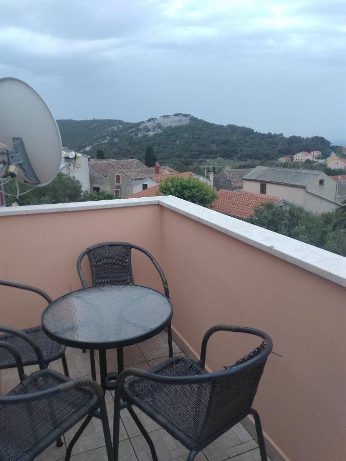 Apartments With A Parking Space Cunski, Losinj - 8010 Esterno foto